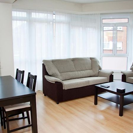 Residencial Arbeyal Apartment Хихон Екстериор снимка