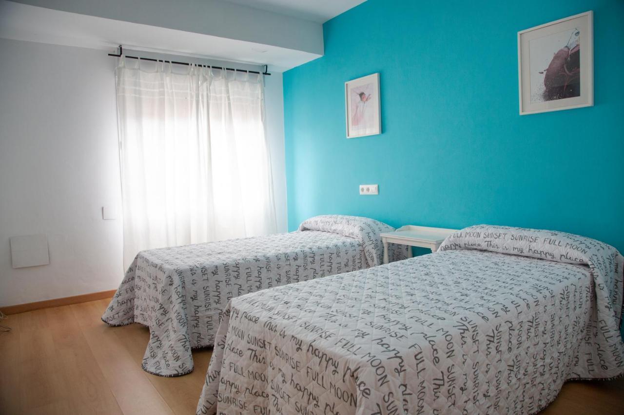 Residencial Arbeyal Apartment Хихон Екстериор снимка