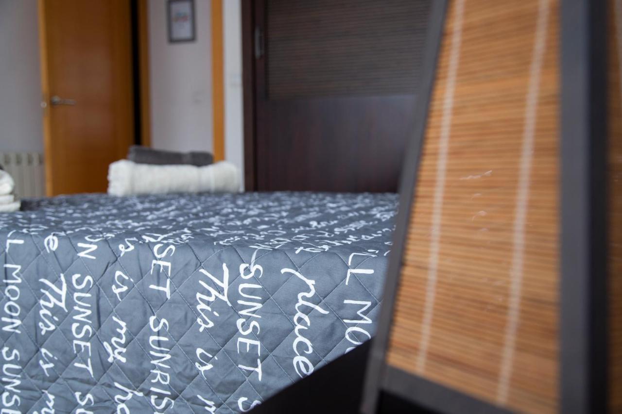 Residencial Arbeyal Apartment Хихон Екстериор снимка